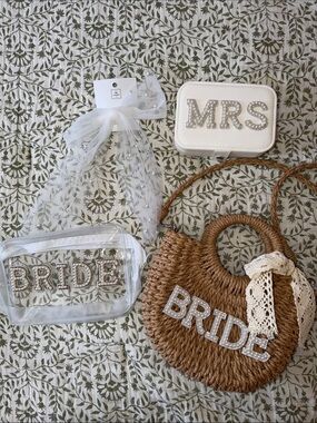 Bride Pearl Straw Bag and Bridal Accessories